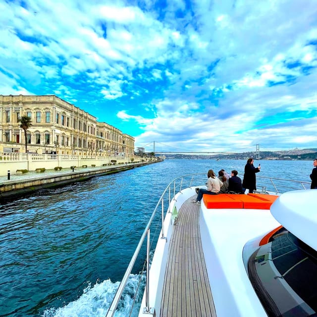 Istanbul: Daytime Bosphorus Yacht Cruise with Fruit & Snacks - Ortaköy Mosque and the bridge views
