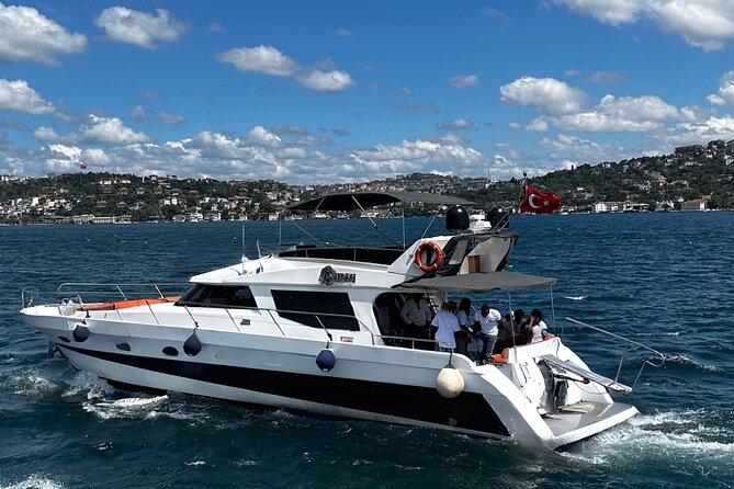 Istanbul: Luxury Private Yacht Cruise on the Bosphorus - Why a private Bosphorus cruise can be worth it