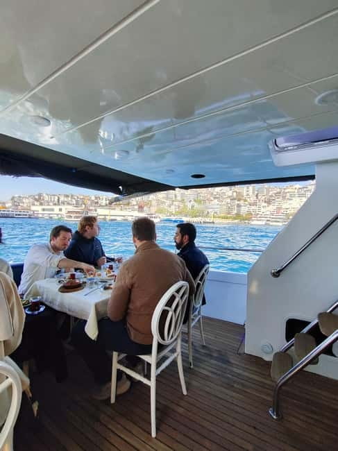 Istanbul: Morning Bosphorus Yacht Cruise w/Turkish Breakfast - Bebek, Kuleli, and Beylerbeyi Palace