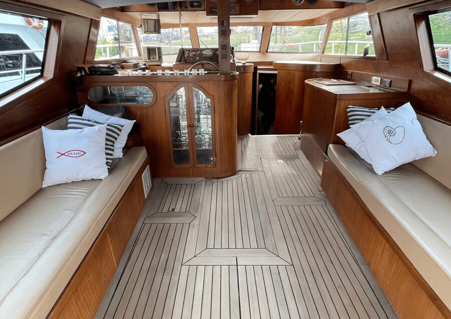 Istanbul: Private Bosphorus Cruise on Luxury Yacht - Key points to know before booking