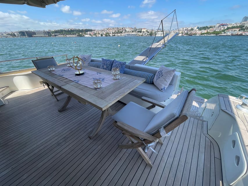 İstanbul: Private Bosphorus Tour On Luxury Yacht Pre#2 - Why a private yacht changes the Bosphorus experience