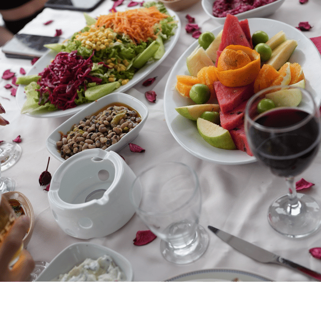 İstanbul:Private Luxury Yacht on Bosphorus 14 Meter(46 feet) - Starting at Ayvansaray Port