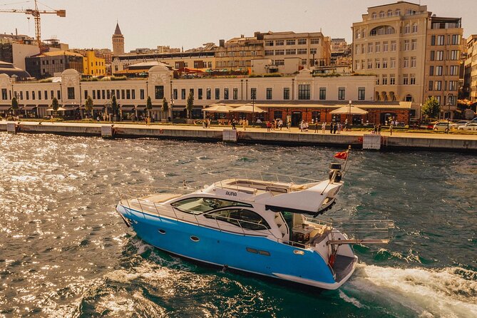 Istanbul Private Luxury Yacht on Bosphorus 14 mt 46feet - The Asian shore: Suada, Kuleli, and Beylerbeyi