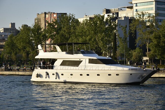 Istanbul Private Luxury Yacht on Bosphorus 25 Meter 82 Feet - Suada, Kuleli, and the Asian shore