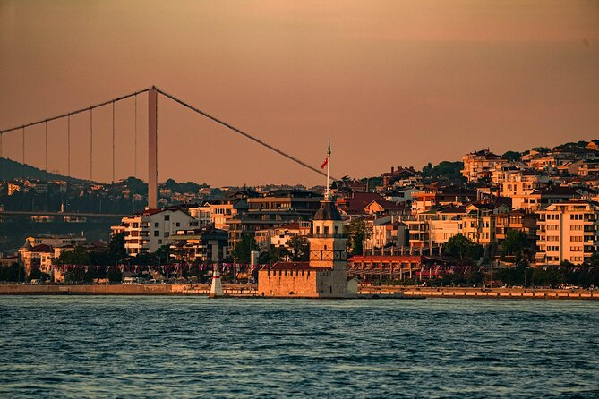 Istanbul Private Yacht Sunset Tour - 2 Hours - What this two-hour cruise is really about