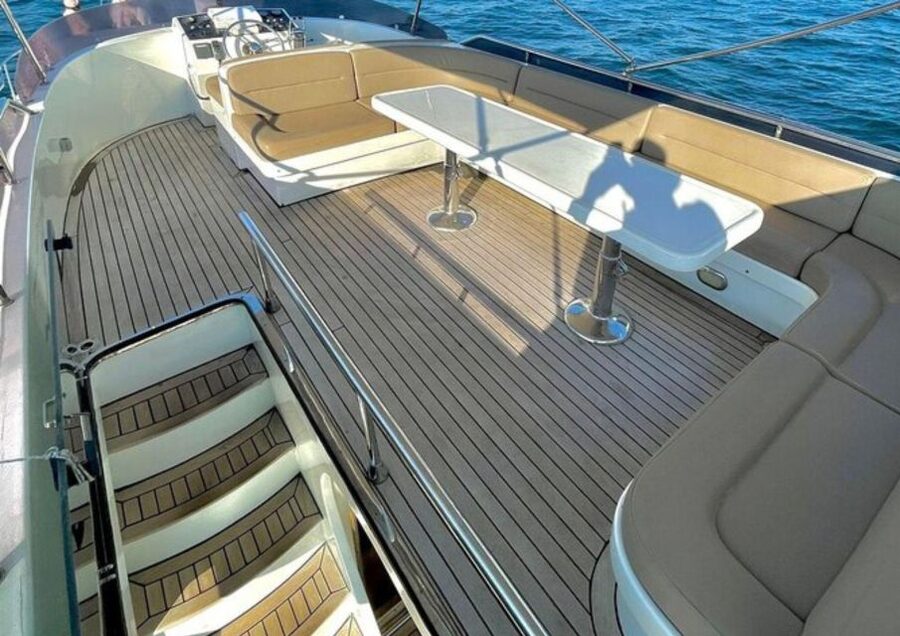 Istanbul: Small-Group Luxury Yacht Sunset Cruise w/ Snacks - Why a Bosphorus sunset cruise is worth your evening