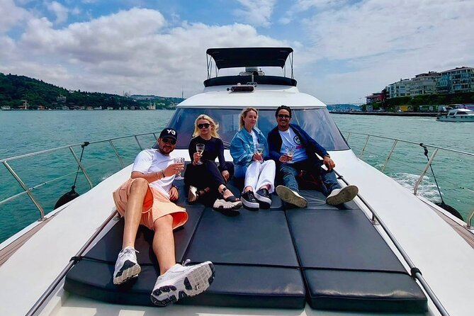 Istanbul Sunset Cruise by the Luxury Yacht - Maiden Tower and Galata Tower in One Cruise