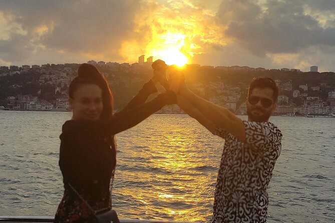 Istanbul Sunset Cruise With Luxury Yacht On Bosphorus - How good is the guiding?