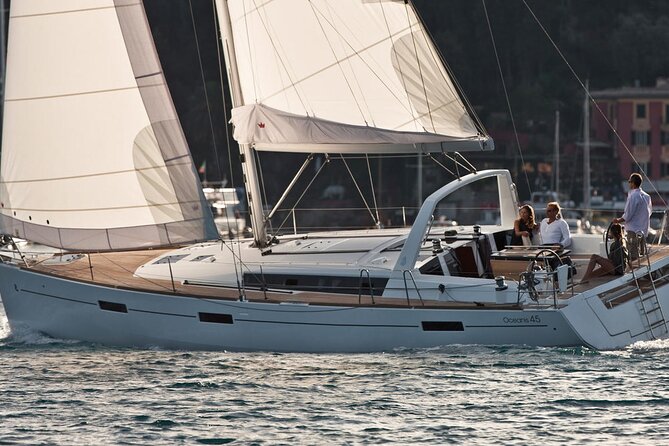 JFarwell Adventure Yacht Sailing in the Halifax Harbour - Crew Style and Onboard Atmosphere