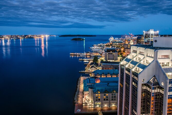 JFarwell Moonlight Yacht Cruise from Halifax Waterfront - What the 90-minute route feels like