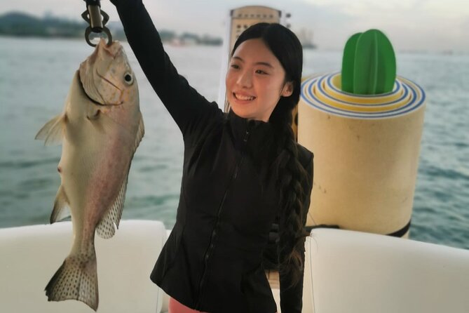 Join-in Yacht Fishing at the Southern Islands of Singapore - Who should book this experience?