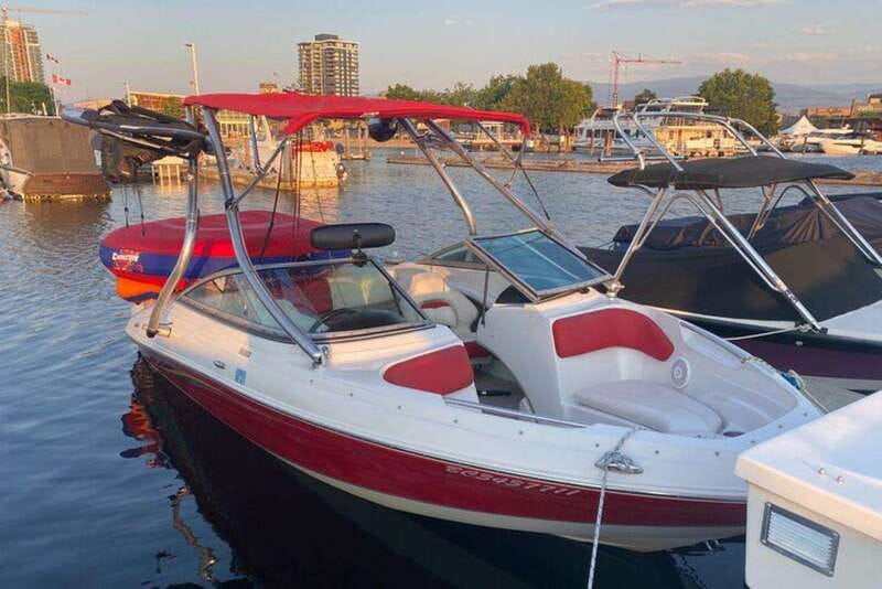 Kelowna: Tiki Party Yacht Rental - Key points to know before booking