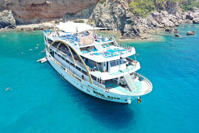 Kemer: Luxury Yacht Tour near Olympus and Phaselis Bay with Lunch - Foam, music, and the second swim break