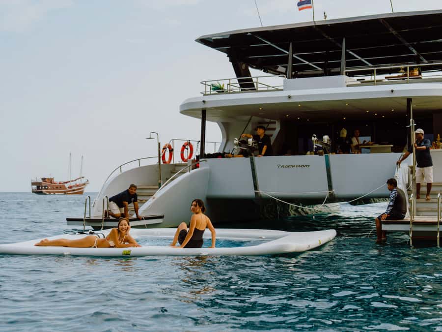 Krabi: 4 Island Premium Yacht with Snorkeling & Clear Kayak - From your hotel to Krabi Marina
