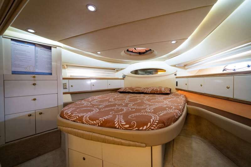 La Crucecita: Private Yacht Cruise in Huatulco with Drinks - Should you book the Huatulco yacht cruise?
