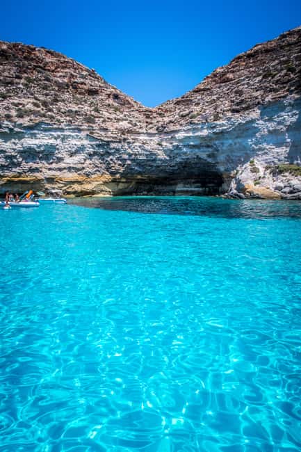 Lampedusa: Yacht excursion, swimming stops and typical lunch - Comfort and safety on board