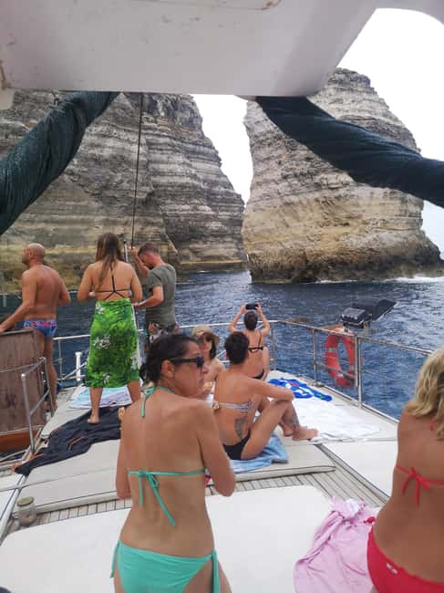 Lampedusa: Yacht excursion, swimming stops and typical lunch - Cala Pulcino and other southern stops