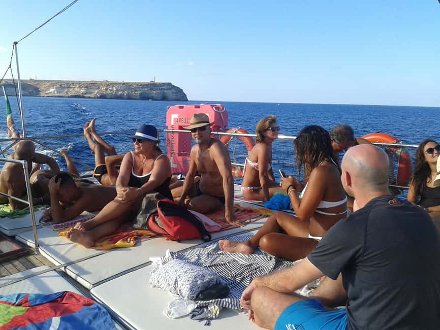Lampedusa: Yacht excursion, swimming stops and typical lunch - Muro Vecchio and the north coast
