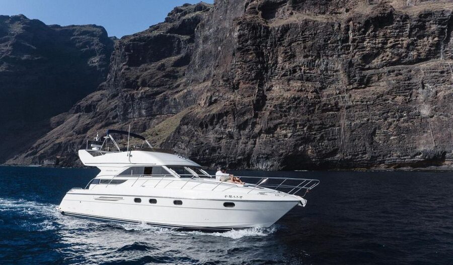 Las Galletas: Private Luxury Yacht Cruise with Lunch - Leaving Las Galletas for the open water