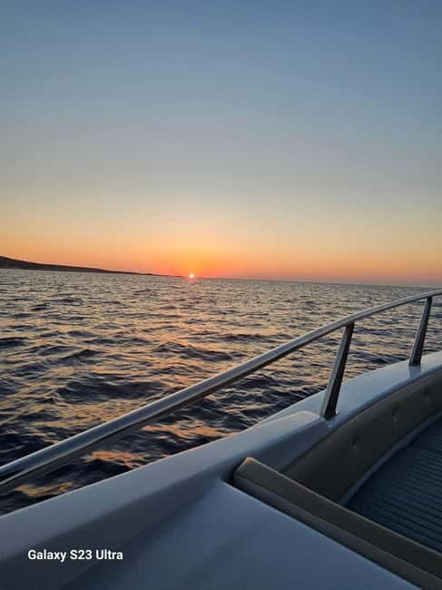 Latsi Blue Lagoon: Private Yacht with Drinks - What the yacht setup means for your group