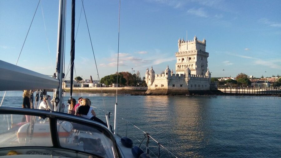 Lisbon: 2-Hour Sailing Yacht Cruise & Guided Tour w/2 drinks - Old Lisbon beside the Expo-era waterfront
