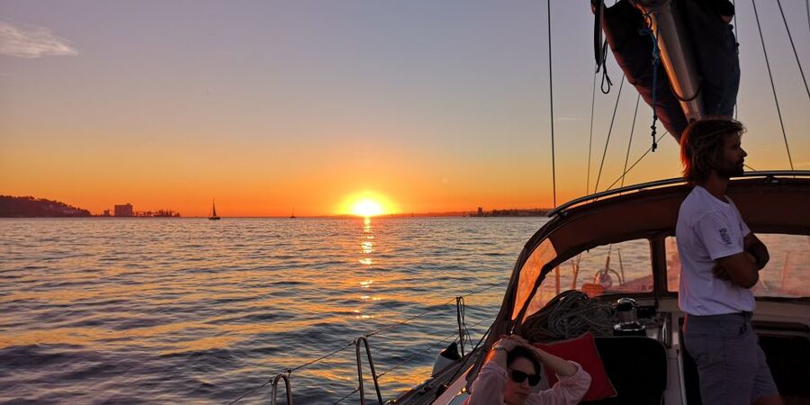 Lisbon: 2-Hour Sunset Sailing Tour on Luxury Sailing Yacht - Key points to know before you book