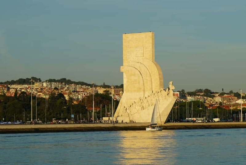 Lisbon: Classic Yacht Tour with Drinks and Pastel de Nata - Why seeing Lisbon from the Tagus matters