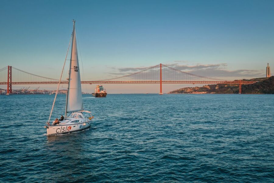 Lisbon: Private Tagus River Yacht Tour - The Discoveries Monument and Portugal’s seafaring story