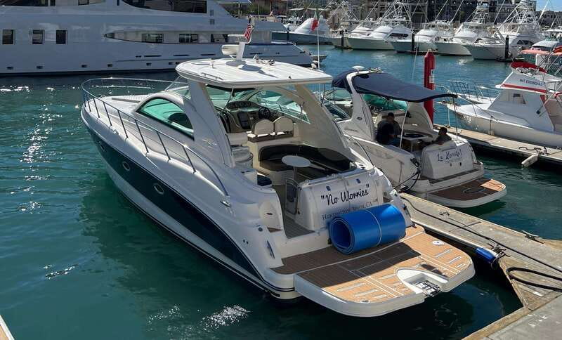 LOS CABOS: PRIVATE BAY AND ARCH TOUR. LUXURY YACHT - Why A Private Yacht Changes The Cabo Experience