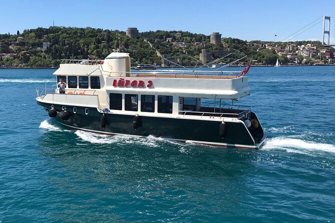 Luxurious Bosphorus Small Group Sunset Yacht Cruise with Snacks - Five things to know before boarding