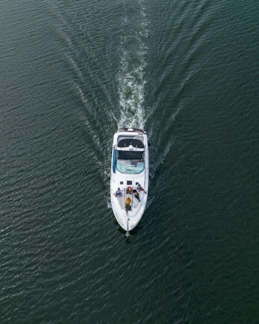 Luxury Douro Yacht Tour: Scenic Views & Complimentary Drinks - Six bridges, six different views