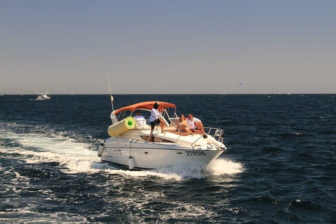 Luxury Experience on Private Yacht 34ft in Cabo - El Arco: Cabo’s essential rock formation