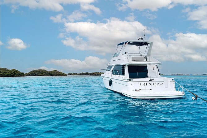 Luxury Private Yacht Charter Aruba - Eden Luca Yachts - A custom route instead of a fixed sightseeing list