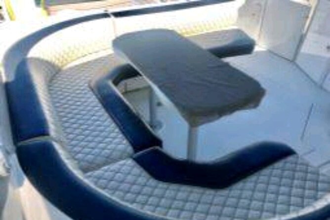 Luxury Private Yacht Rental by the Turquoise Waters of the Caribbean. - Who will get the most from this yacht rental