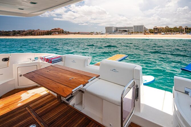 Luxury Yacht Experience in Los Cabos 45 FT - Who Will Enjoy This Private Cabo Cruise