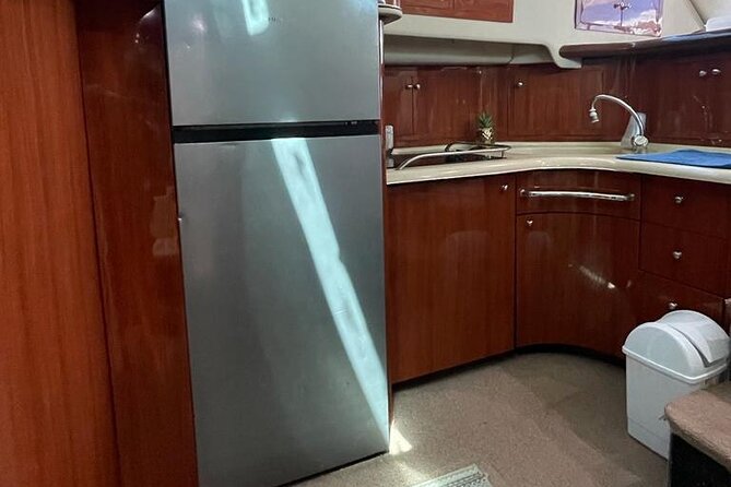 Luxury Yacht in Paradise and snorkel by Isla Mujeres - Playa Norte Without an Island Landing