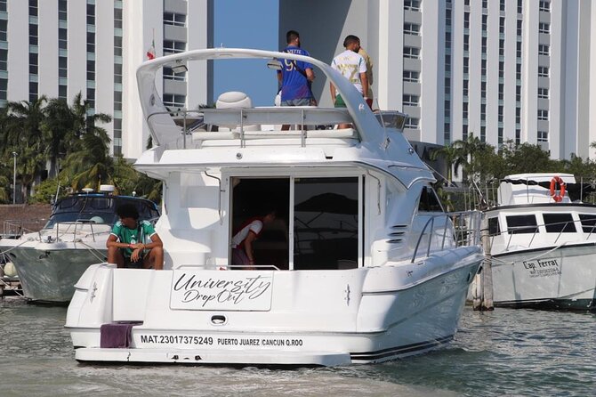 Luxury Yacht in Paradise and snorkel by Isla Mujeres - Leaving From Sunset Marina