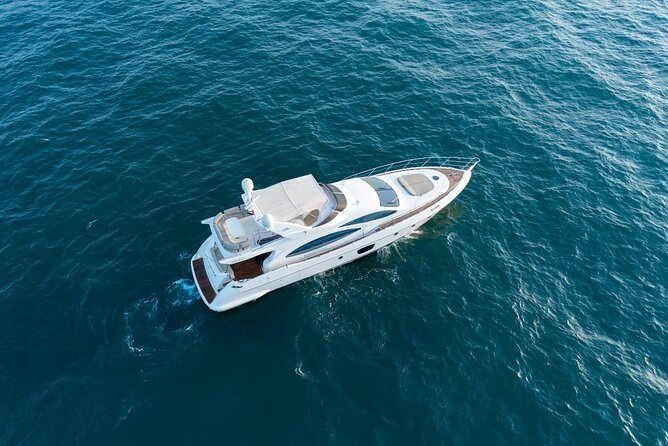 Luxury Yacht Private Rental from Dubai Marina - What this private Dubai yacht trip is really like