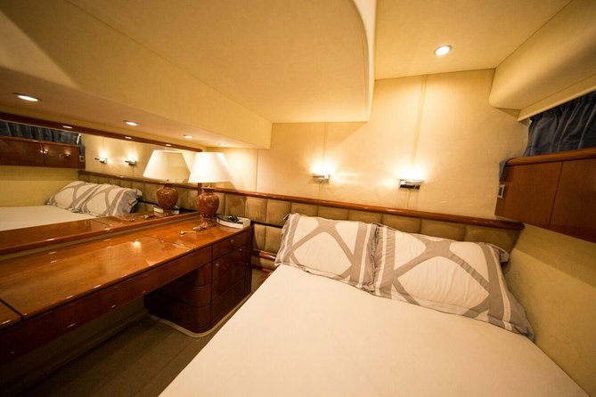 Luxury Yacht Tour Around Palm Island - Is the $455.57 Group Price Good Value?