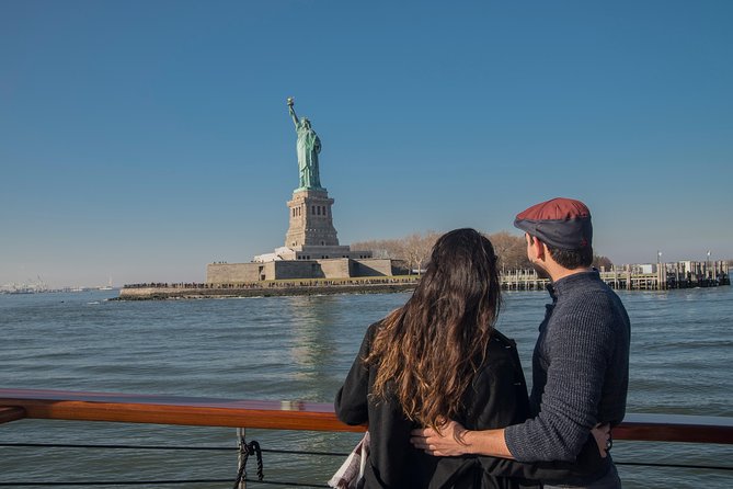 Manhattan Architecture Yacht Cruise - The Financial District and Lower Manhattan
