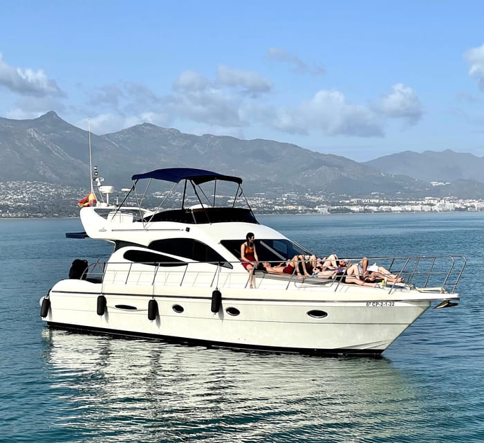 Marbella: Private Cruise in Yacht - Weather, comfort, and practical preparation