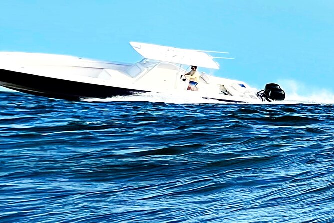 MasterBeast Yacht Charter40 Boat Rental Tours Private Miami - What the $2,200 Group Price Really Means