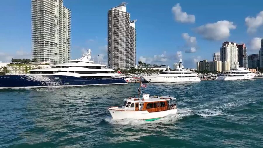 Miami: Miami Skyline Vintage Yacht Cruise, - Celebrity homes and Miami’s modern side