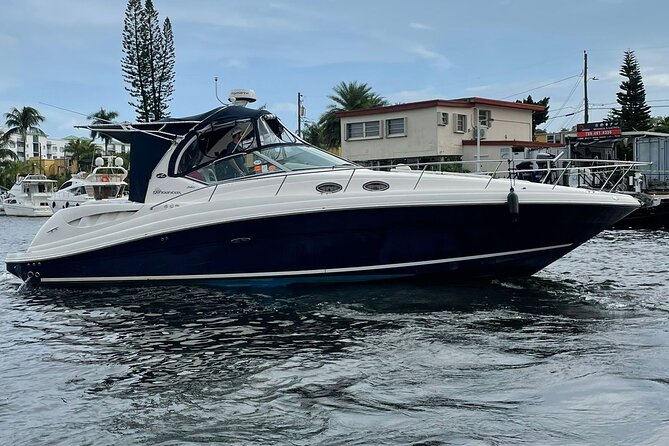 Miami Private Yacht Rental 2 to 4 hours for 12 people - Why four hours is the better buy