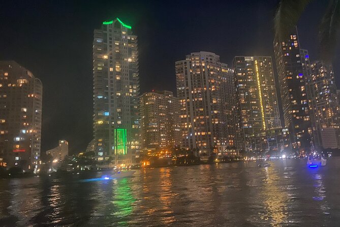 Miami Sightseeing Cruise on a Luxury Yacht - South Beach, Fisher Island, and the Port of Miami