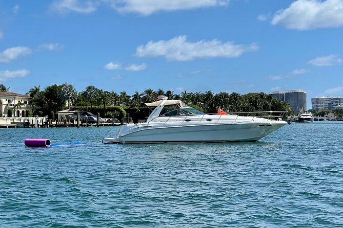 Miami Yacht Party – Discover Secret Spots w/ Captain & Drinks - Key points to know before boarding