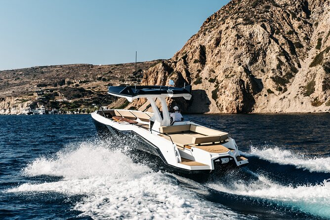 ❖ Milos: Private Yacht Tour—Kleftiko Sarakiniko Poliegos - Timing, Meeting Point, and What to Bring