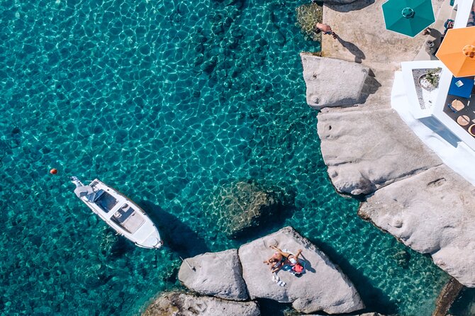 ❖ Milos: Small Group Yacht Tour—Kleftiko Sarakiniko Poliegos - Food, drinks, and the social side of the boat