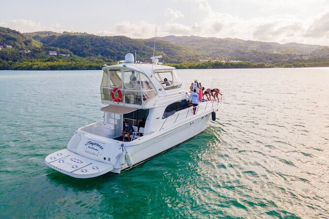 Montego Bay Private Yacht Tour with Open Bar and Lunch - Service, celebrations, and the occasional rough edge