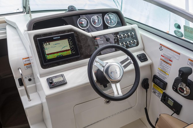 Motor Yacht (2020)Luxury Private Cruise Around Santorini - Aspronisi and the sunset finish